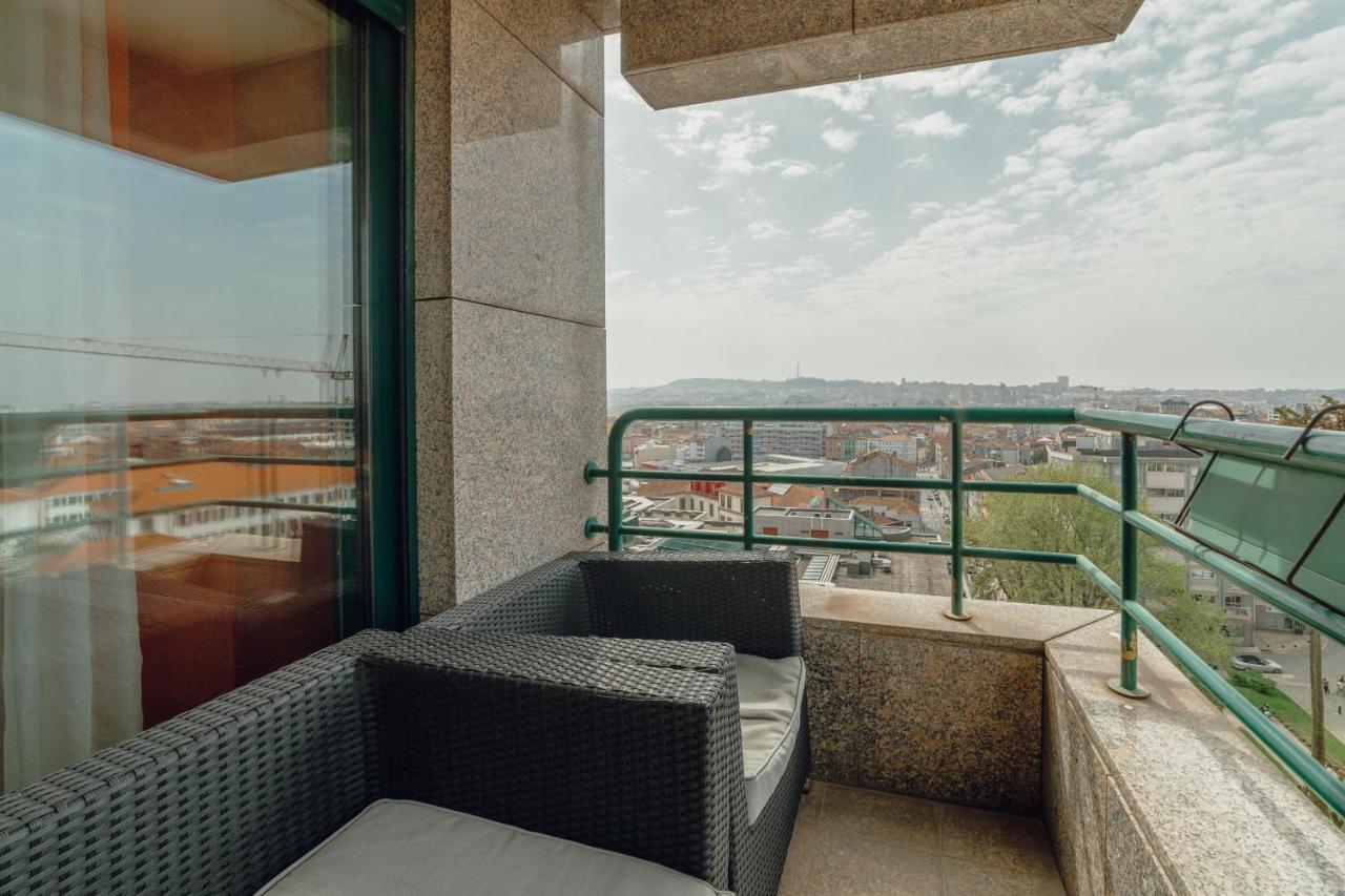 Downtown Grand Tower View By Vacationy Apartment Porto Exterior foto