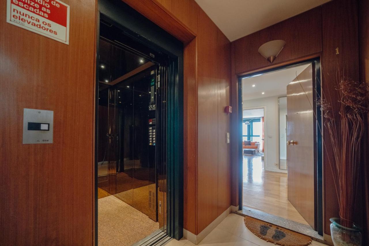 Downtown Grand Tower View By Vacationy Apartment Porto Exterior foto